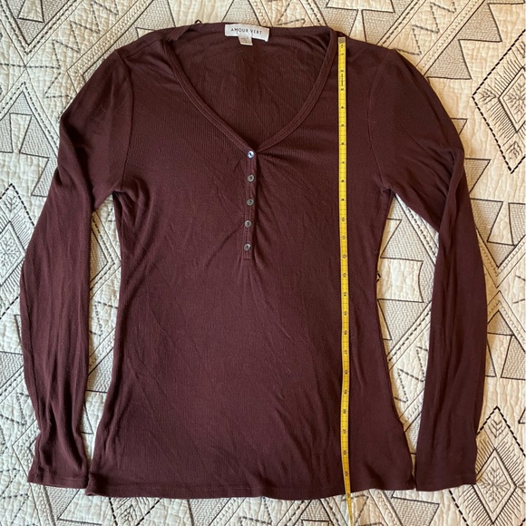 Amour Vert long-sleeve, v-neck Henley shirt. Size: small. Color: mocha - Picture 3 of 4